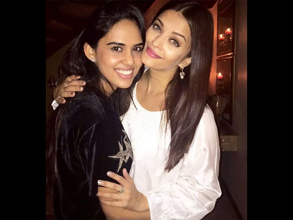 Aishwarya At Her B'day Celebration Aishwarya At Her B'day Celebration