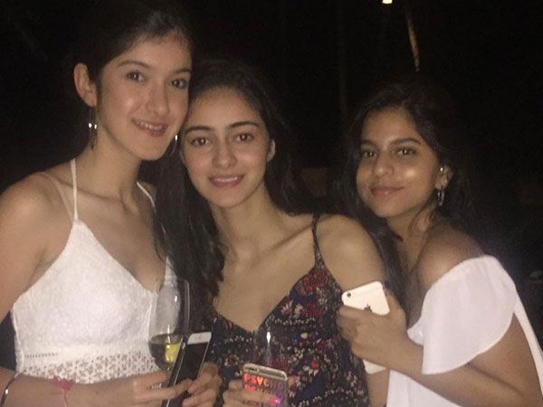Suhana At SRK's B'day Bash