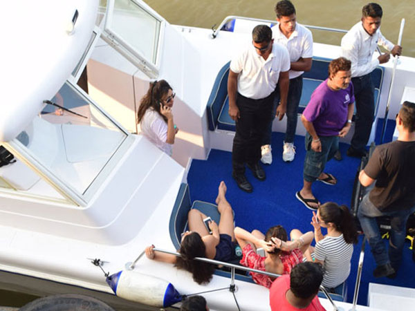 Gauri Khan With Her Daughter