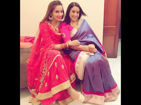 Bipasha With Her Mom