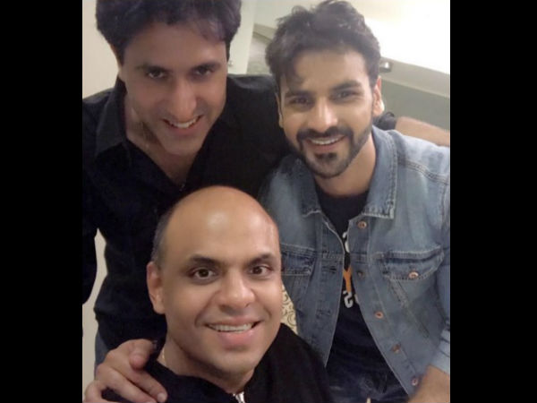 Surprise From Divyanka & Sandiip!