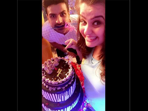 Gurneet Chadha Wishes Vivek