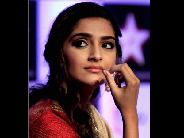 Sonam Has Given Up The Idea Of Working With SRK