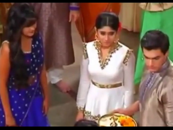 Gayu Sacrifice Her Love