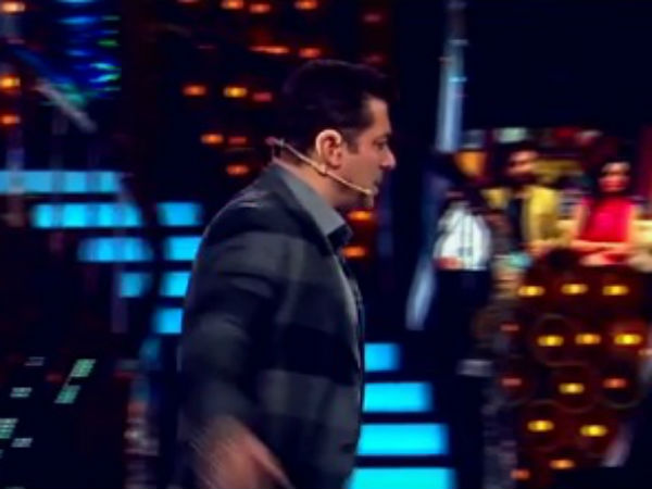Salman Walks Out Of The Show