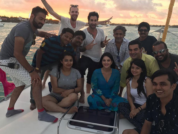 Sunny Leone Daniel Weber Arbaaz Khan Mauritius Tara Intezaar