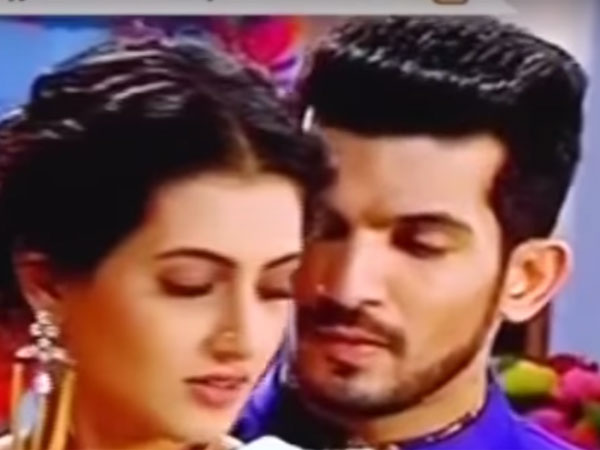 Sanjana Gets Close To Raghav