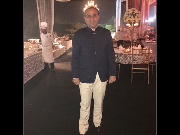 Yuvraj Singh Hazel Keech Wedding Reception New Delhi Virender Shewag Yuvraj Singh Hazel Keech Wedding Reception New Delhi Virender Shewag