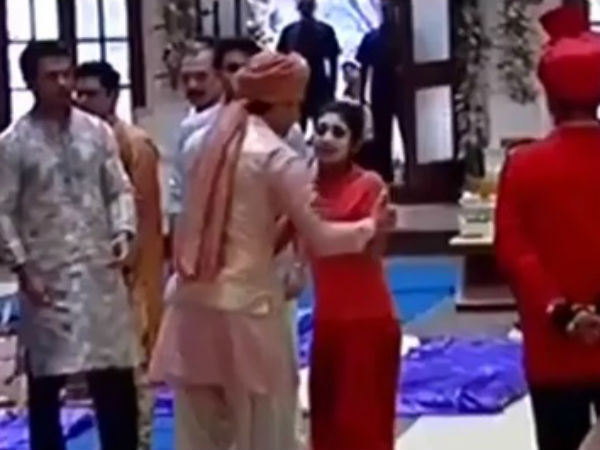 Naira Rushes To Goenka House