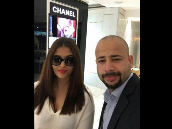 Aishwarya With A Fan Aishwarya With A Fan