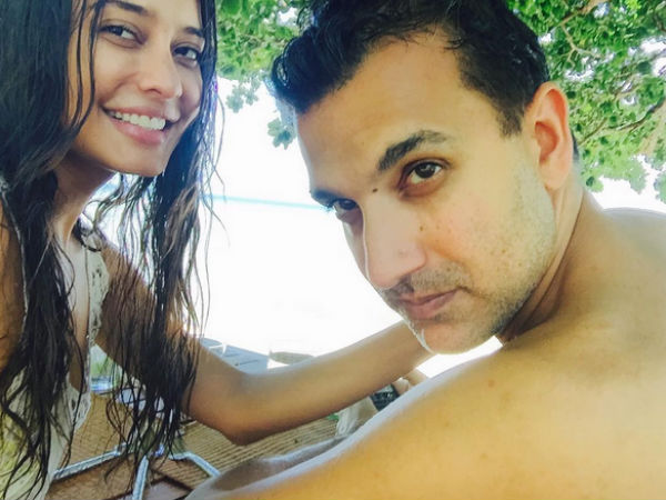  Lisa Is In Australia