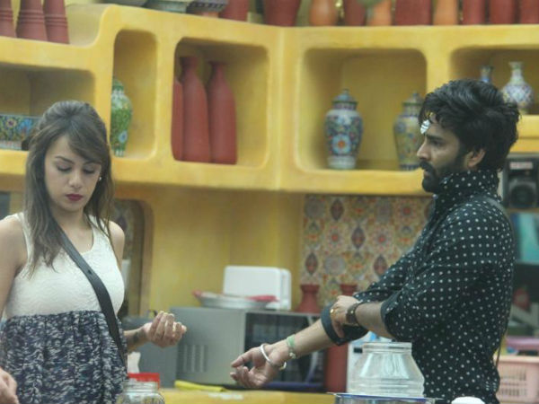 Manveer’s Bhabhi Wants A Girl For Him Who Is Not Like Nitibha!