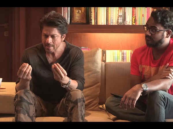 SRK's Cheap Thrill Moments 