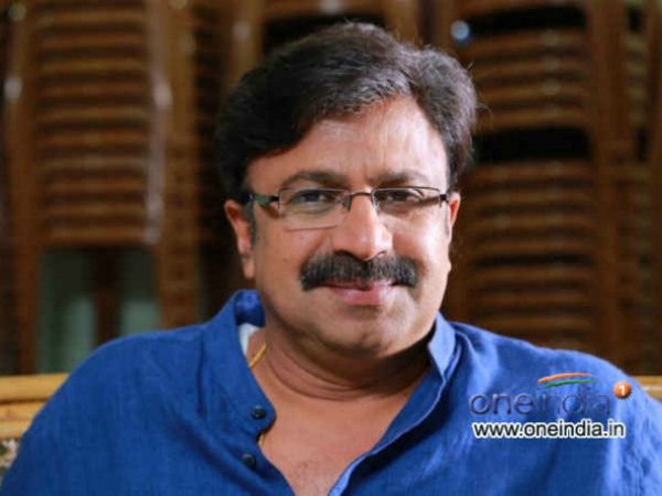 Siddique As Dr K K Menon (Nedumudi Venu)