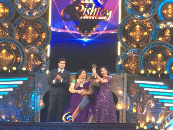 Krystle Dsouza Krystle Dsouza