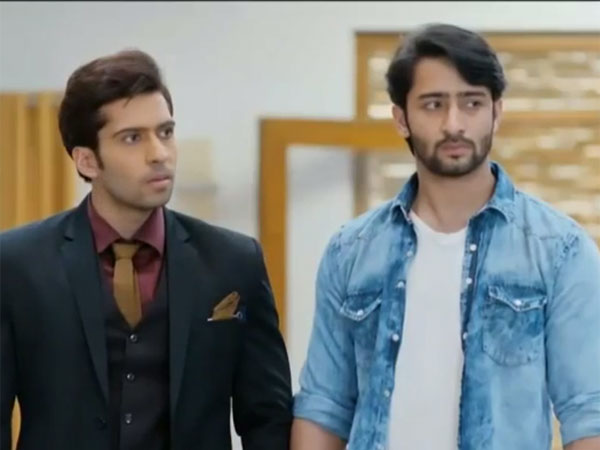 Vicky Is The Mastermind