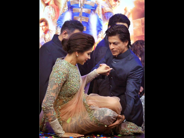 Deepika Does Not Want Katrina To Get This SRK Starrer