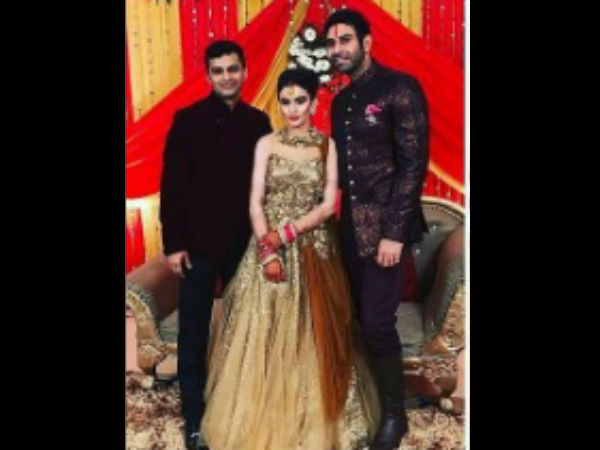 Sandip Soparrkar Congratulates The Couple Sandip Soparrkar Congratulates The Couple