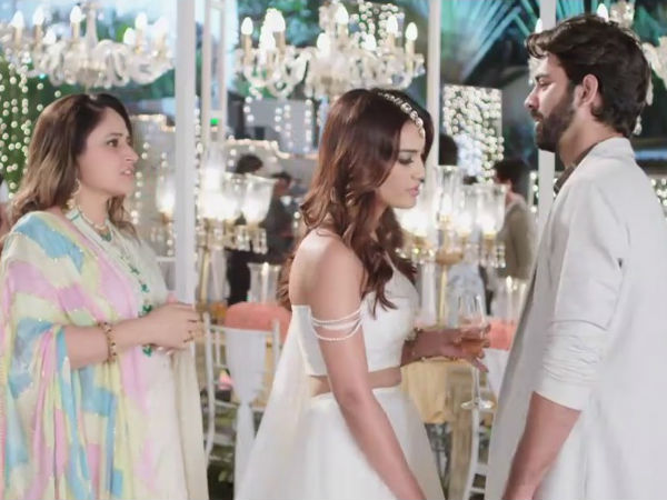 6. Meera & Haider's SMSs