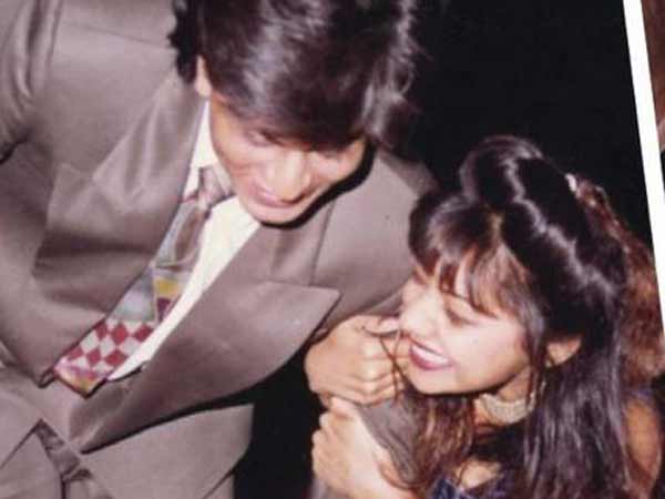 SRK On Taking Pictures With Only Gauri Khan.. SRK On Taking Pictures With Only Gauri Khan..
