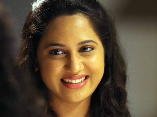 Mia George as Sheela