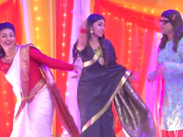 Gulabo Dances With Ishita Gulabo Dances With Ishita