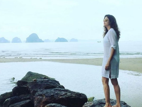 Urmila Matondkar Yoga Pangong