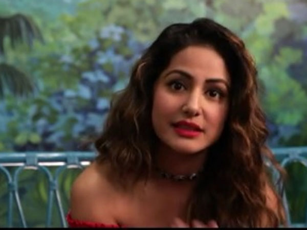 Hina Loves To Travel