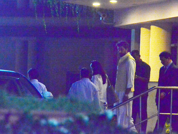 Aishwarya Is Managing Aaradhya & Her Father