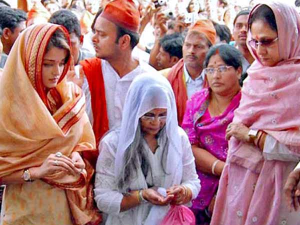 Aishwarya Too Shares A Close Bond With Her in-laws Aishwarya Too Shares A Close Bond With Her in-laws