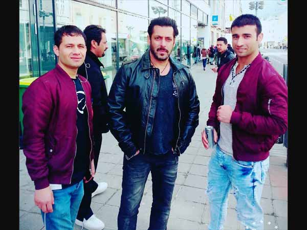 Salman On The Sets Of TZH