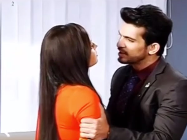 Raghav Misunderstands Naina