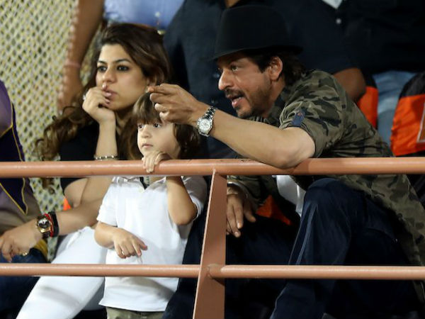 SRK-AbRam Bond Over Cricket