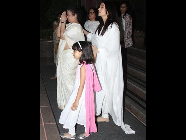 Aishwarya Is Disturbed By Her Father's Death Aishwarya Is Disturbed By Her Father's Death