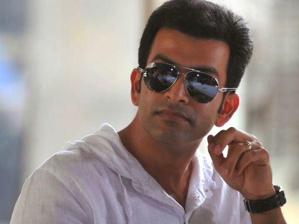 Prithviraj As Vishwas Prajapati (Akshay Kumar) Prithviraj As Vishwas Prajapati (Akshay Kumar)