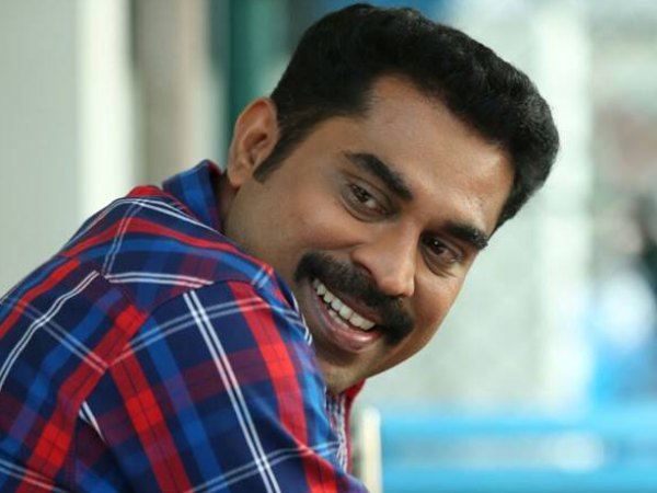 Suraj Venjaramoodu As Illyas (Paresh Rawal) Suraj Venjaramoodu As Illyas (Paresh Rawal)