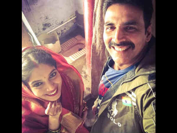 Akshay On Toilet – Ek Prem Katha Akshay On Toilet – Ek Prem Katha