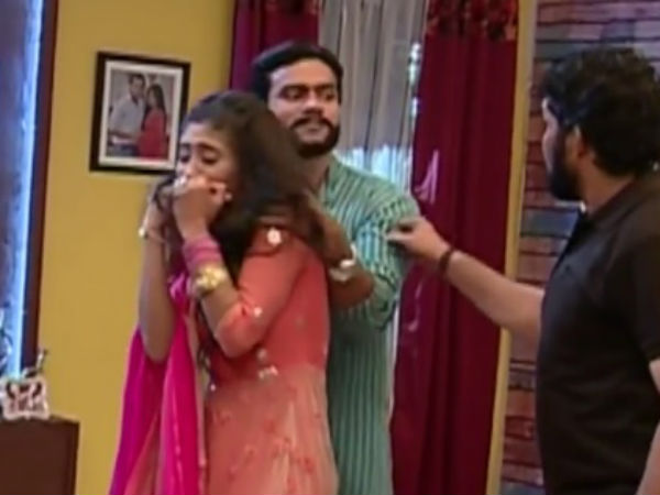 Naira Co-incidentally Calls Goenka House!