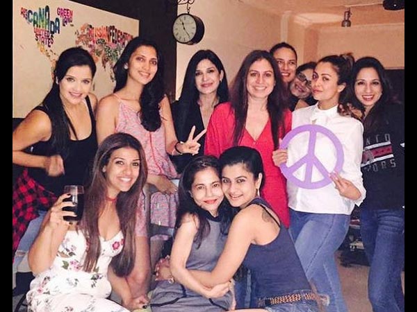 Girls Girls Girls Girls Girls Girls