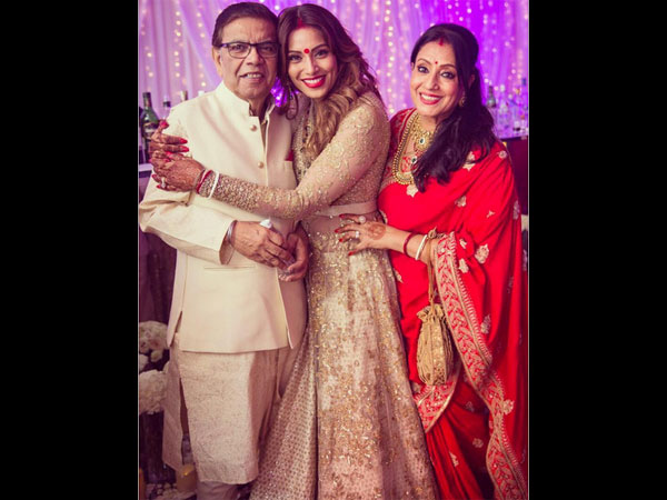 When KSG Saw Bipasha & Her Mom Fighting When KSG Saw Bipasha & Her Mom Fighting