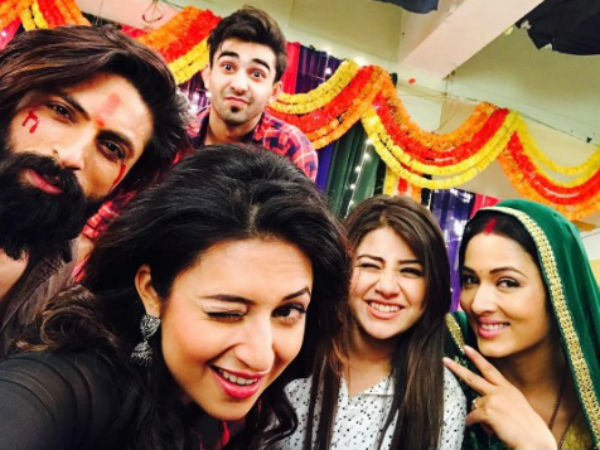 TRP Ke Liye Kuch Bi Karega! TRP Ke Liye Kuch Bi Karega!