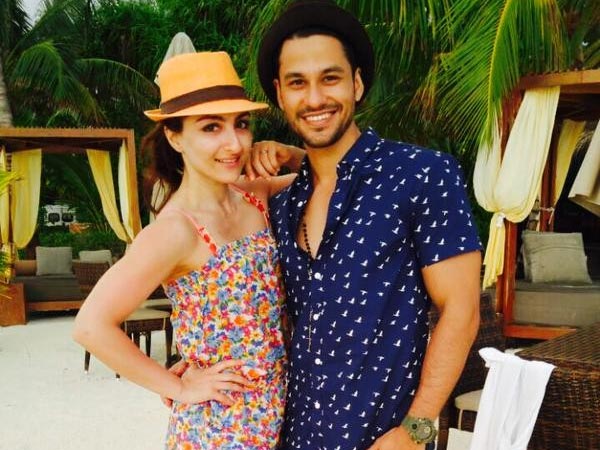 Soha Gets Nervous Talking About Her Pregnancy