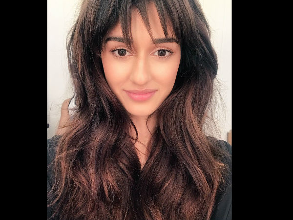  Without A Tinge Of Make-up