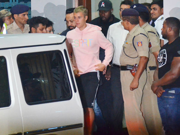 Justin Bieber Arrives In Mumbai Justin Bieber Arrives In Mumbai