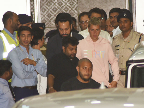 He Might Fly In A Private Helicopter For His Concert He Might Fly In A Private Helicopter For His Concert