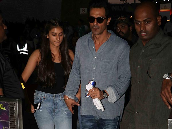 Arjun Pushed The Photographers Away