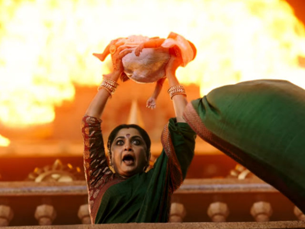 Sivagami Introduces Mahendra Baahubali Sivagami Introduces Mahendra Baahubali