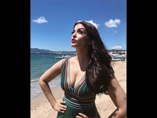 Is Aaradhya Also Getting Familiar With The Whole Grandeur?