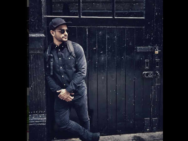 Pose Like A Boss Pose Like A Boss