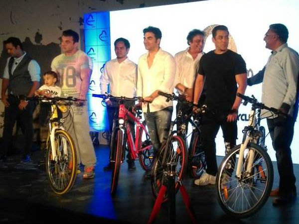 Salman Looked Irritated Salman Looked Irritated